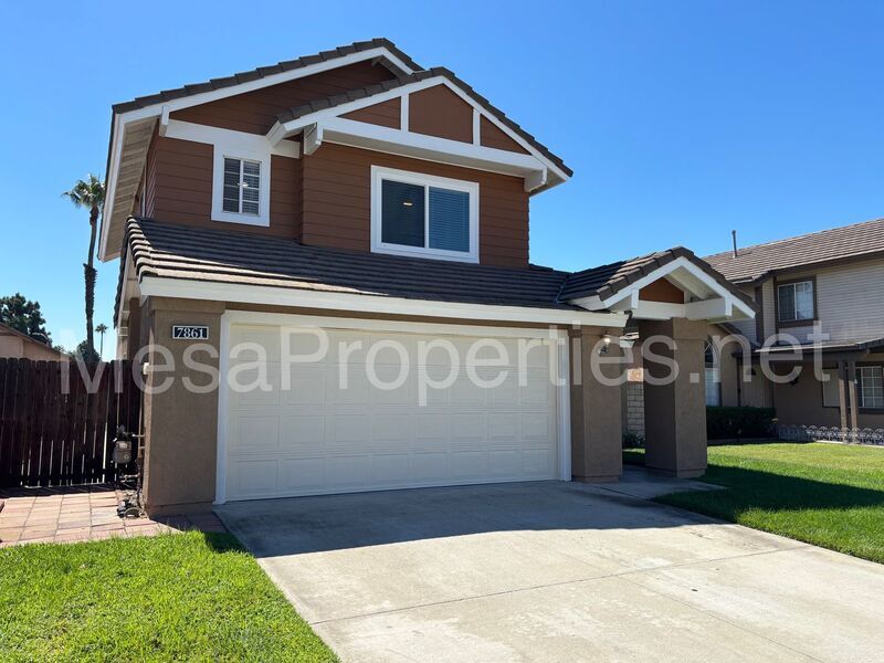Marvelous 2 Story Home In Fontana! property image