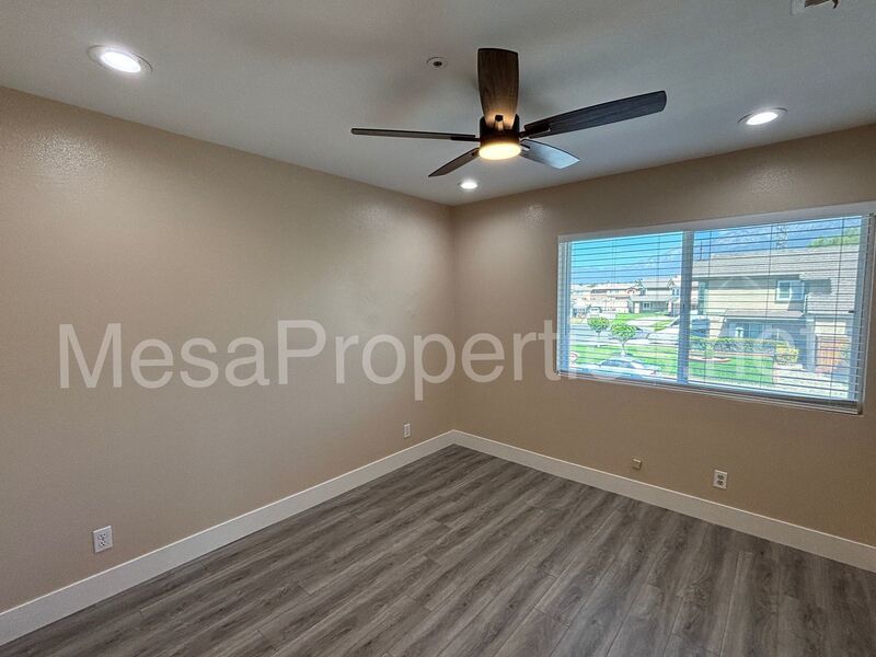 Marvelous 2 Story Home In Fontana! property image