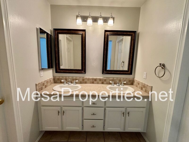 Beautiful 3 bed/2.25 ba Two Story House in Claremont! property image