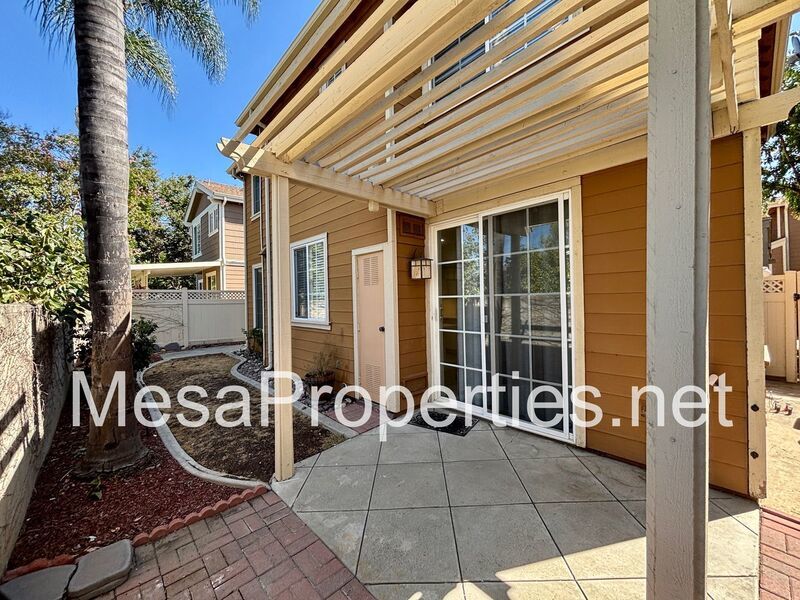 Beautiful 3 bed/2.25 ba Two Story House in Claremont! property image
