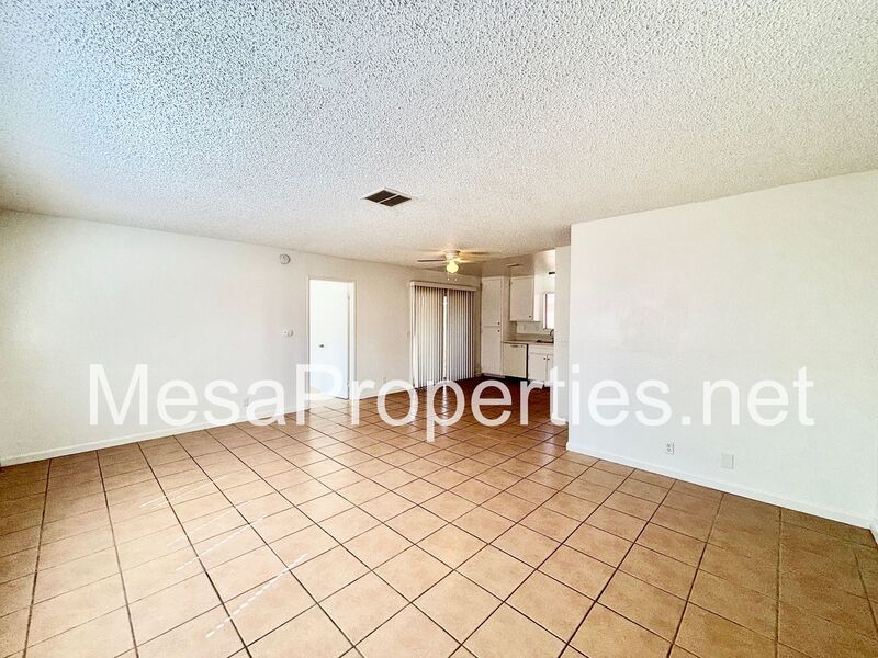 Beautiful 3 bedroom 2 bathroom Unit in Apple Valley! property image