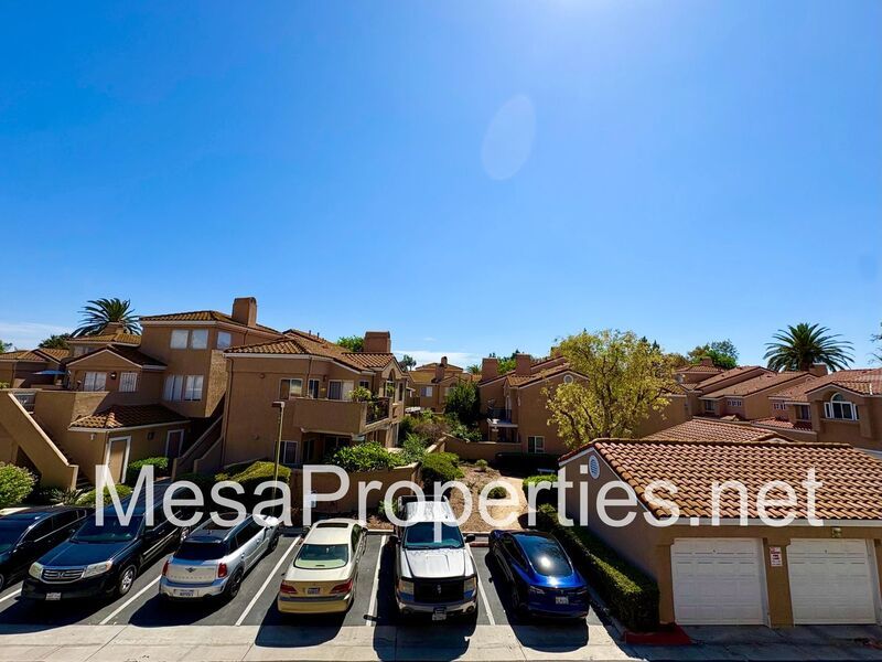 Gorgeous, Updated Move-In Ready 2 bed/1.5 ba Condo in Portofino at Creekside in Ontario! property image