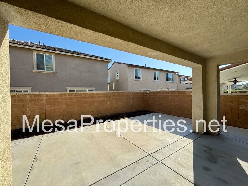 Beautiful 5 bd/3ba Single Family Home in Ontario Ranch! property image