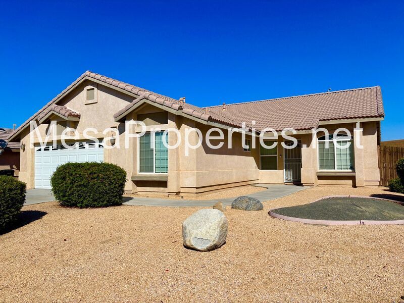 5 Bedrooms 3 Bathrooms Home in Victorville! property image