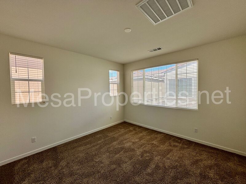 Move-In Ready 3 bed/2.5 ba Townhouse Located in Ontario Ranch property image