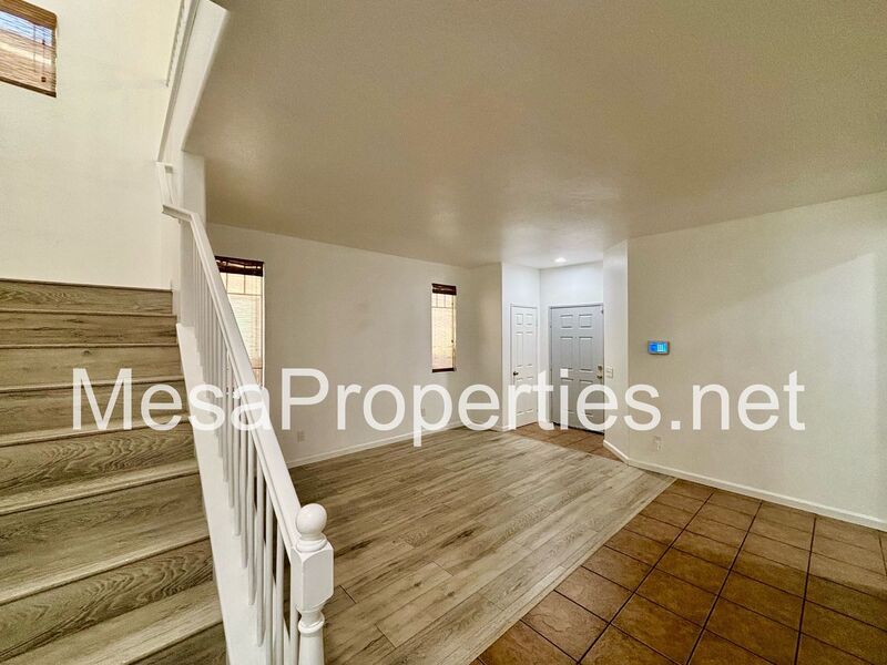 Spacious 4 Bedroom 2.5 Bath Home in Victorville property image