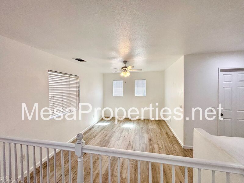 Spacious 4 Bedroom 2.5 Bath Home in Victorville property image