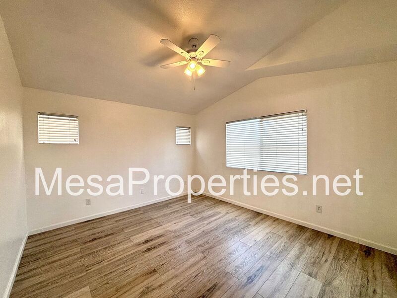 Spacious 4 Bedroom 2.5 Bath Home in Victorville property image