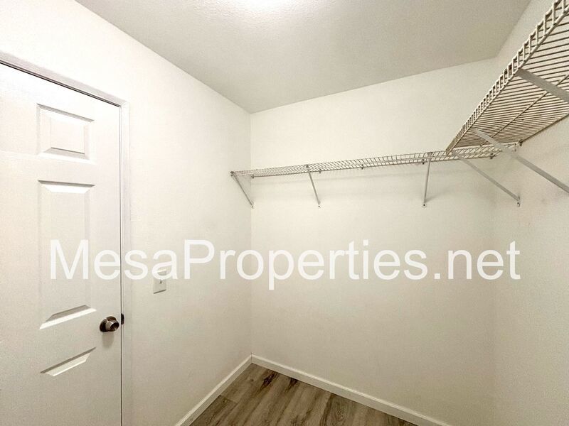 Spacious 4 Bedroom 2.5 Bath Home in Victorville property image