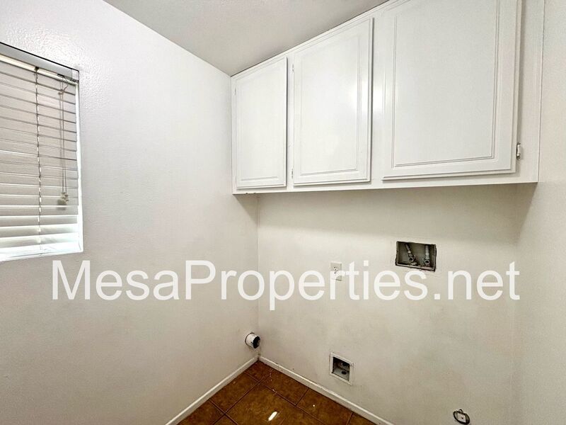 Spacious 4 Bedroom 2.5 Bath Home in Victorville property image
