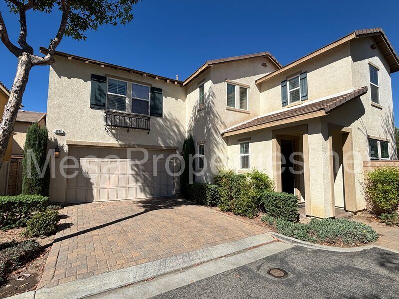 MUST SEE! Beautiful 4 Bedroom/3 Bath home in a gated community in Ontario! property image