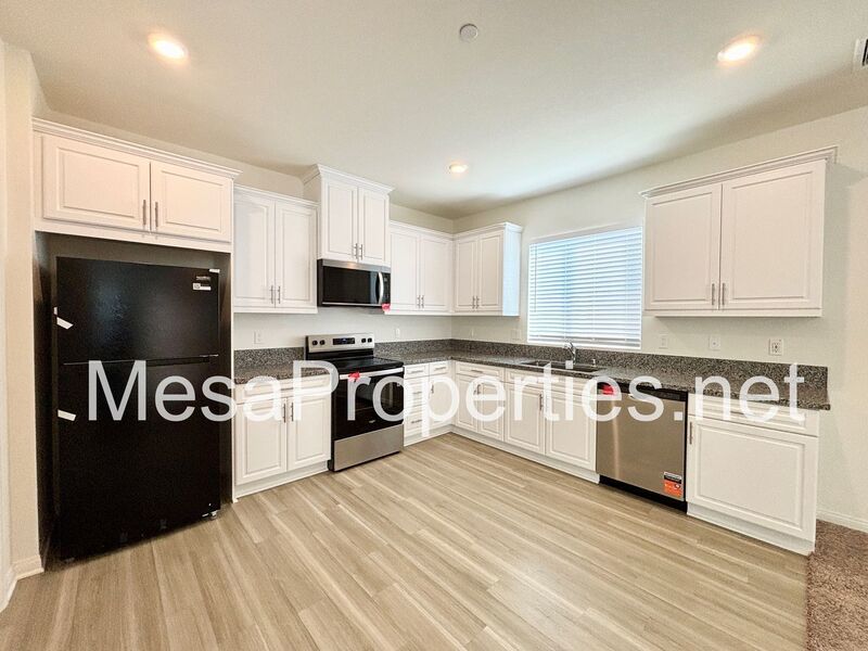Brand New 4 Bed, 2 Bath Home in Victorville with Solar Included property image