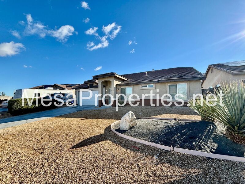 Lovely 3 Bed 2 Bath Home in Victorville! property image