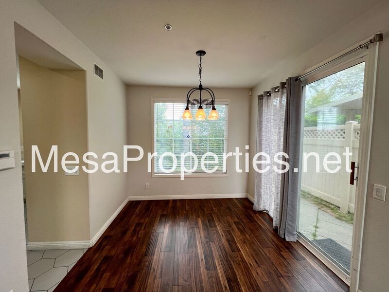 Beautiful 3 bed/2.25 ba Two Story House in Claremont! property image