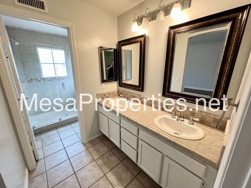 Beautiful 3 bed/2.25 ba Two Story House in Claremont! property image
