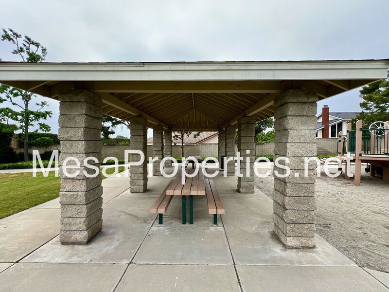 Beautiful 3 bed/2.25 ba Two Story House in Claremont! property image